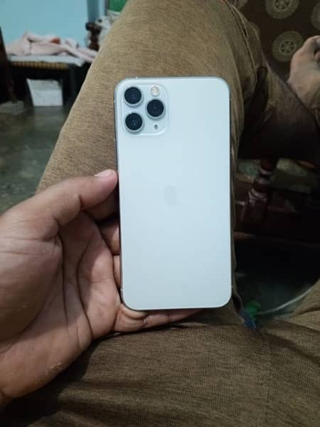 iphone 11 pro 1