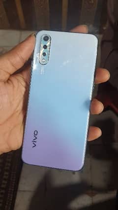 vivo s1