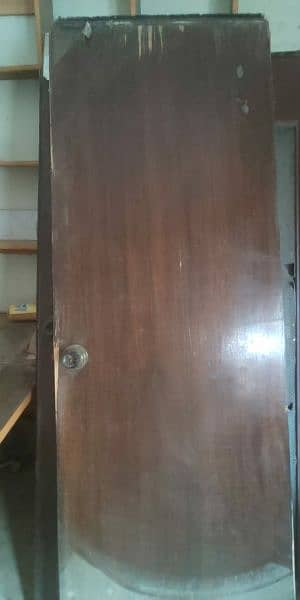 seven wooden doors are available. 1