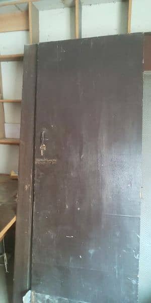 seven wooden doors are available. 2