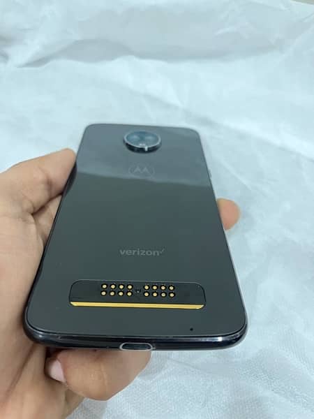 motorola Z3 4