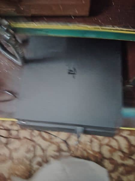 ps4 slim 4