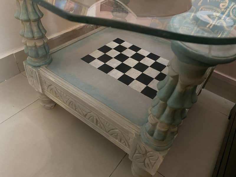 center table chess style decopaghe 5