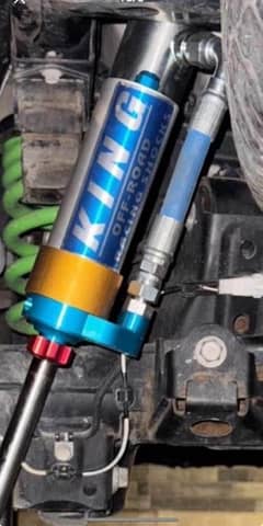 king shocks 2.5 for toyota fortuner prado hilux like new