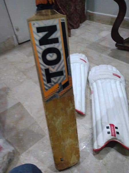 cricket kit urgent sale need 5