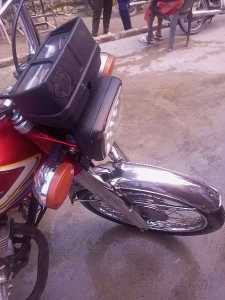 Honda 125 2019 Model Genuine 3