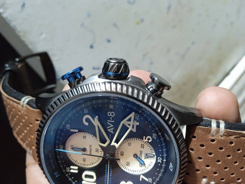 AVI8 
Ref 4080
HAWKER HUNTER DUKE CHRONOGRAPH 
43MM 
AVI-8 5