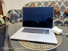 Macbook Pro 2015, Core i7, 2gb AMD Radeon Dual Graphics, 1TB SSD