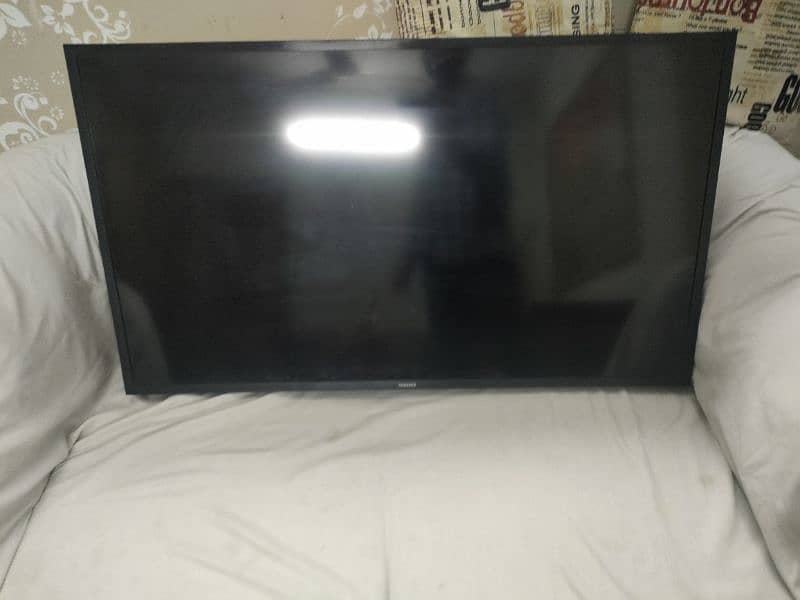 Samsung LED 43 inch with Box 7