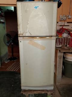 Dawlance fridge used