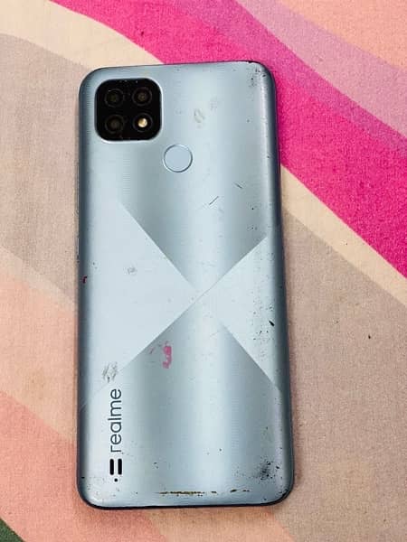 Salam Im selling Realme C21 4