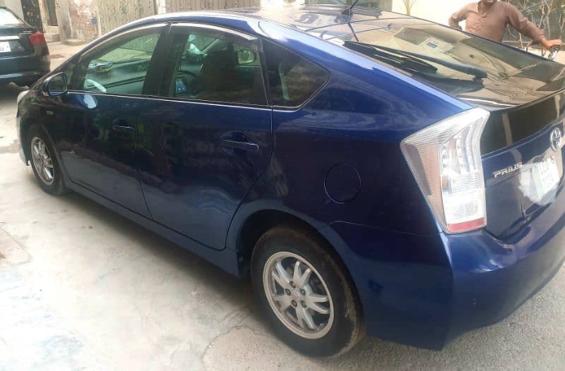 Toyota Prius 2011 import 14 number 15 0