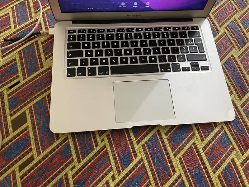 MacBook Air 2017 3