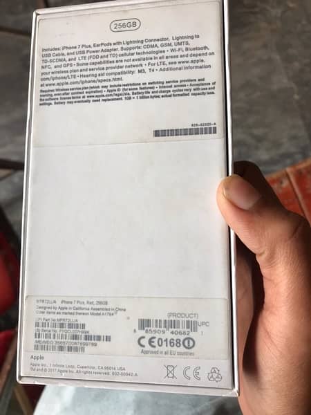 I phone 7 plus  256gb no open no falt Candshan10\8 Pta ok  ha batre78 6