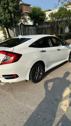 Honda Civic Oriel 2024