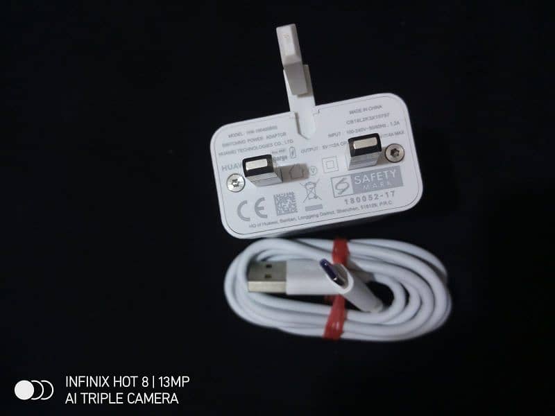 Huawei p30pro Charger and Cable 40watt new 100% original box pack. 1