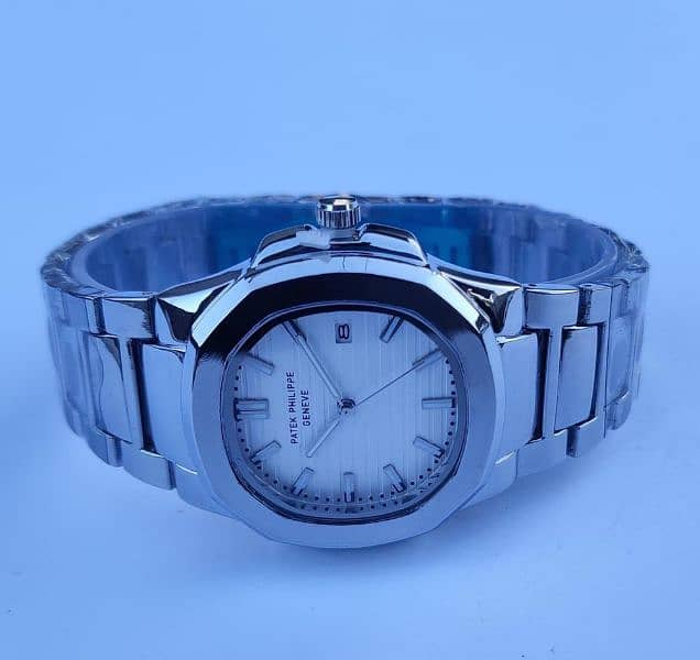 men's analog watch in silver color 1