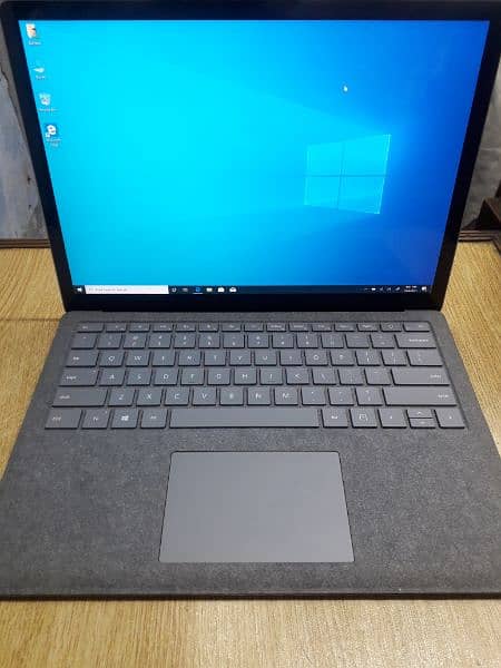 Microsoft Surface Laptop 3 8/256 Core i5 Generation 10 0