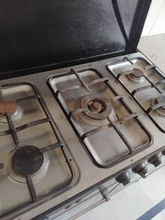 Cooking Range in neat & good condition