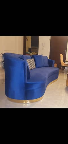 Sofa fr sale