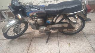 Yamaha 4 Stoke YD 100