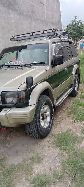 Mitsubishi Pajero 1993 2