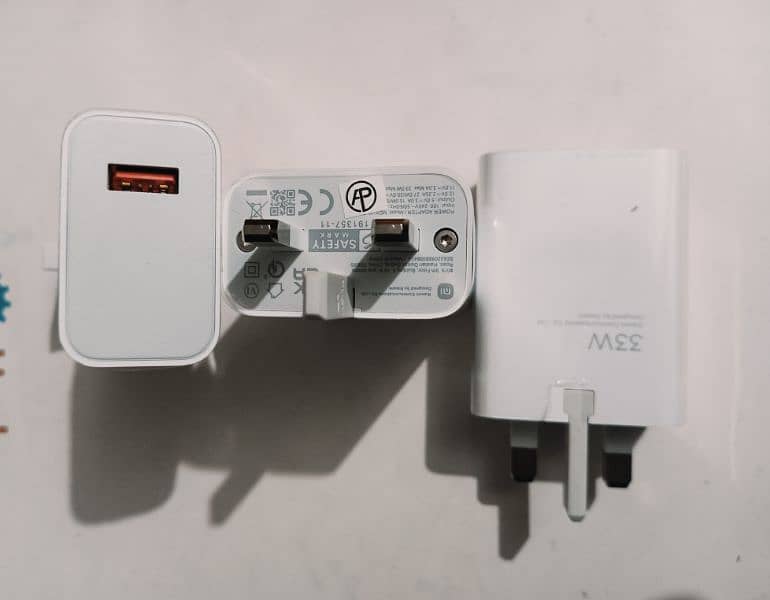 Mi redmi Xiaomi Turbo 33watt  mobile charger 3