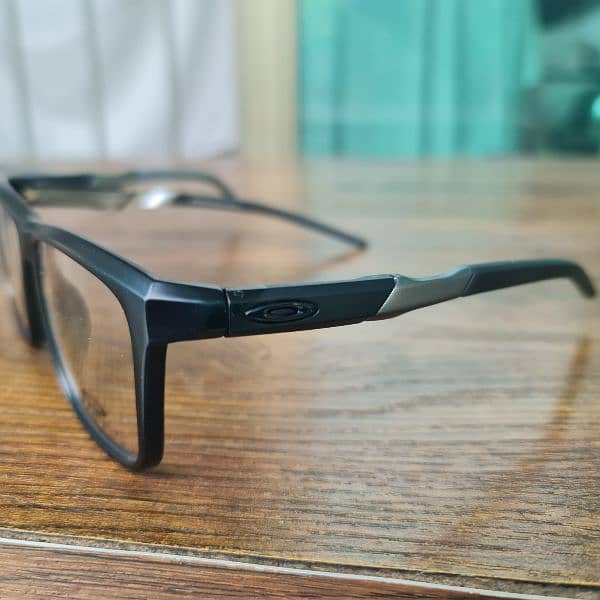 Oakley Eyeglasses Durable Flexible and Light-Weight Oakley Chamfer 2