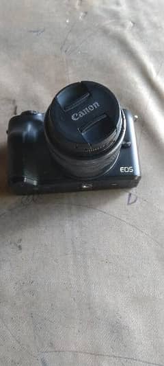 Canon m50