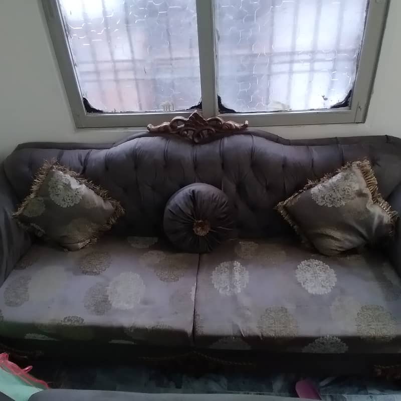 Sofa Set in Excellent Condition 0