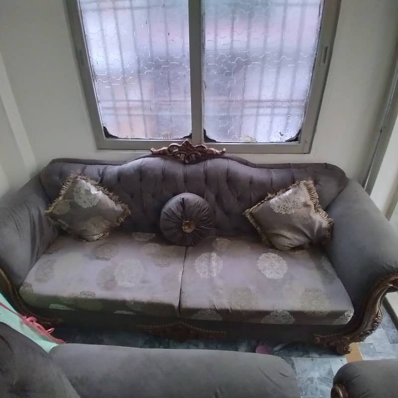 Sofa Set in Excellent Condition 1