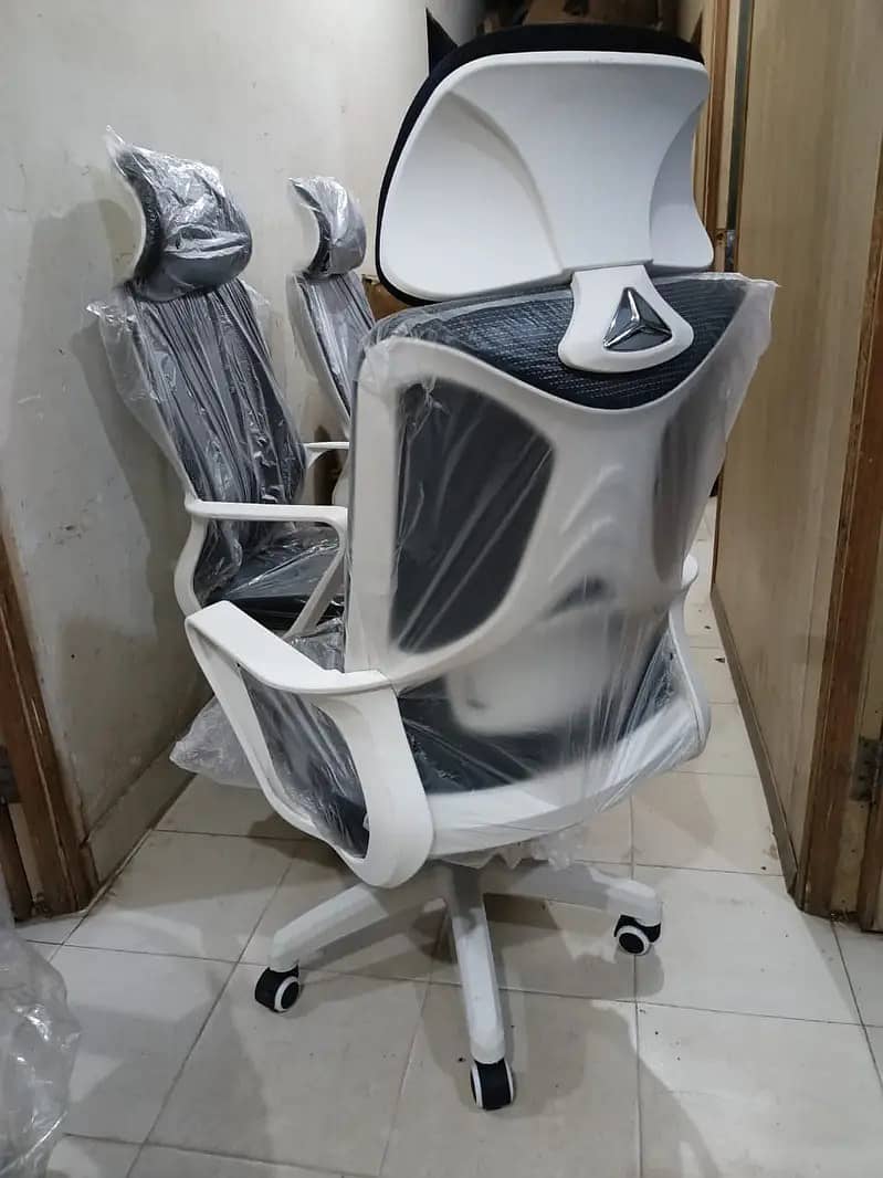 Executive Revolving chairs/office chairs/mesh chairs/high back chairs 7