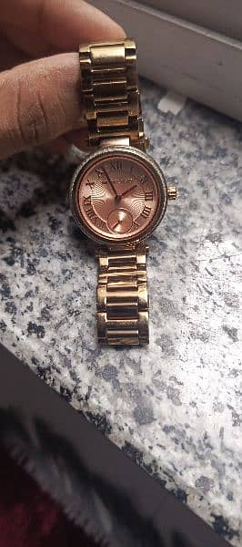 almost new 10 10 condition original Michael kors watch 3