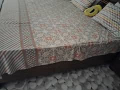 2yr used bed in it's best condition