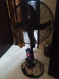 Charging Pedistal charging fan 12 volt and solor fanwhat'sup contact