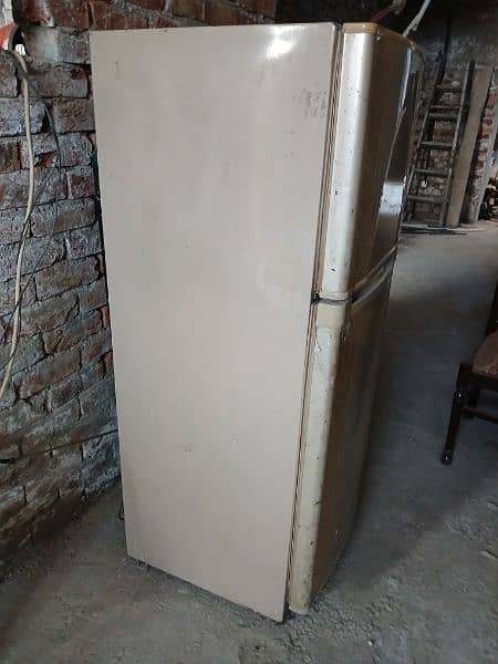 Dawnlance Fridge for sale 5