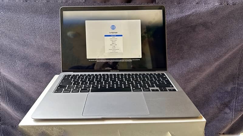 "MacBook Air/ 512GB SSD 8GB RAM /Box pack MacBook" 2