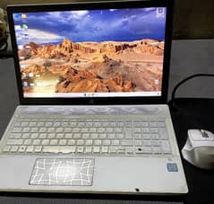 Laptop Hp pavilion 15 intel i5 8th gen 16 gb 256 gb nvme+1TB ssd