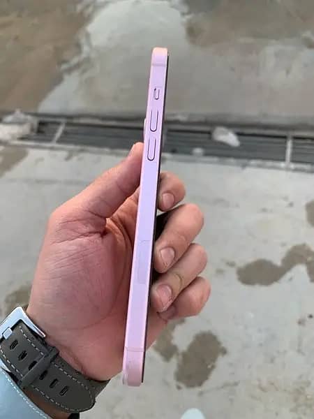 Apple iPhone 15 Plus jv 3