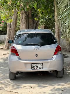 Toyota Vitz Japanese