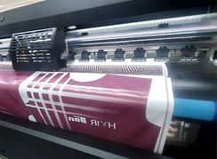 Machine Operator 4 head Sublimation Printer