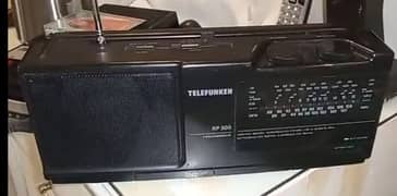 Telefunken 4 Band Radio in Excellent Working Condition. Video Available