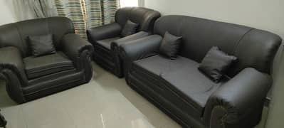 2-1-1 sofa set. Enjoy this sofa for life time whoever buy. . .