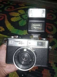 yashica MG 1