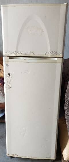 Dowlance Medium sized Fridge for sale