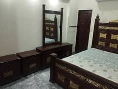 Beautiful King size Bed & Matching dressing + 2 side tables for sale