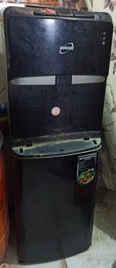 water dispenser with refrigerator