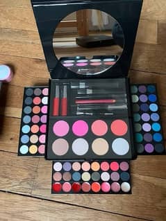 Makeup gift hox 0