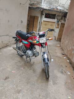 Honda CD 70 Total genuine, engine very good condition.