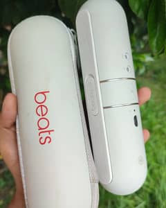 Beats pill 2.0 Original Bluetooth Speaker